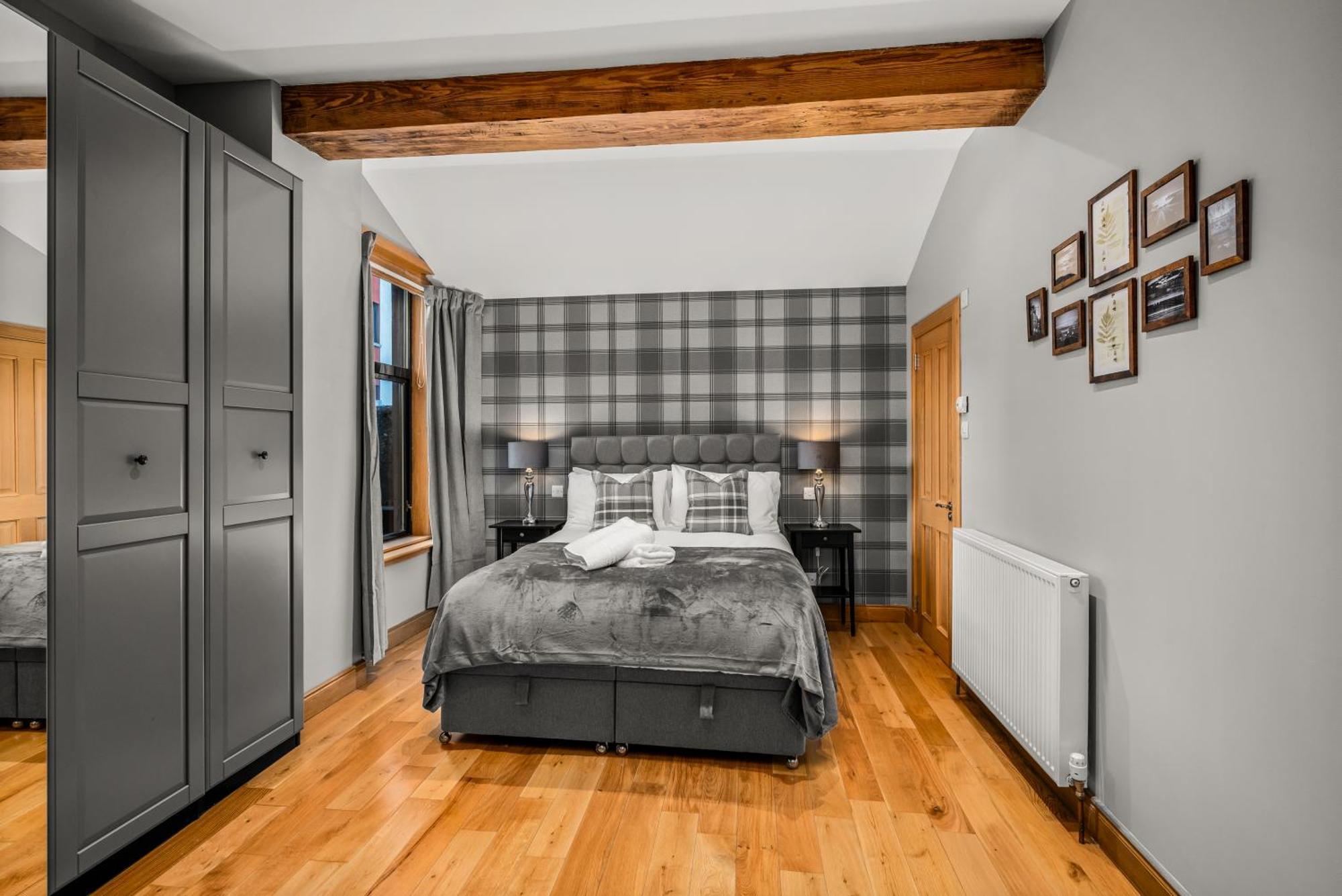 Fontain House: 4 Bedroom Victorian Villa ブレアゴーリー エクステリア 写真